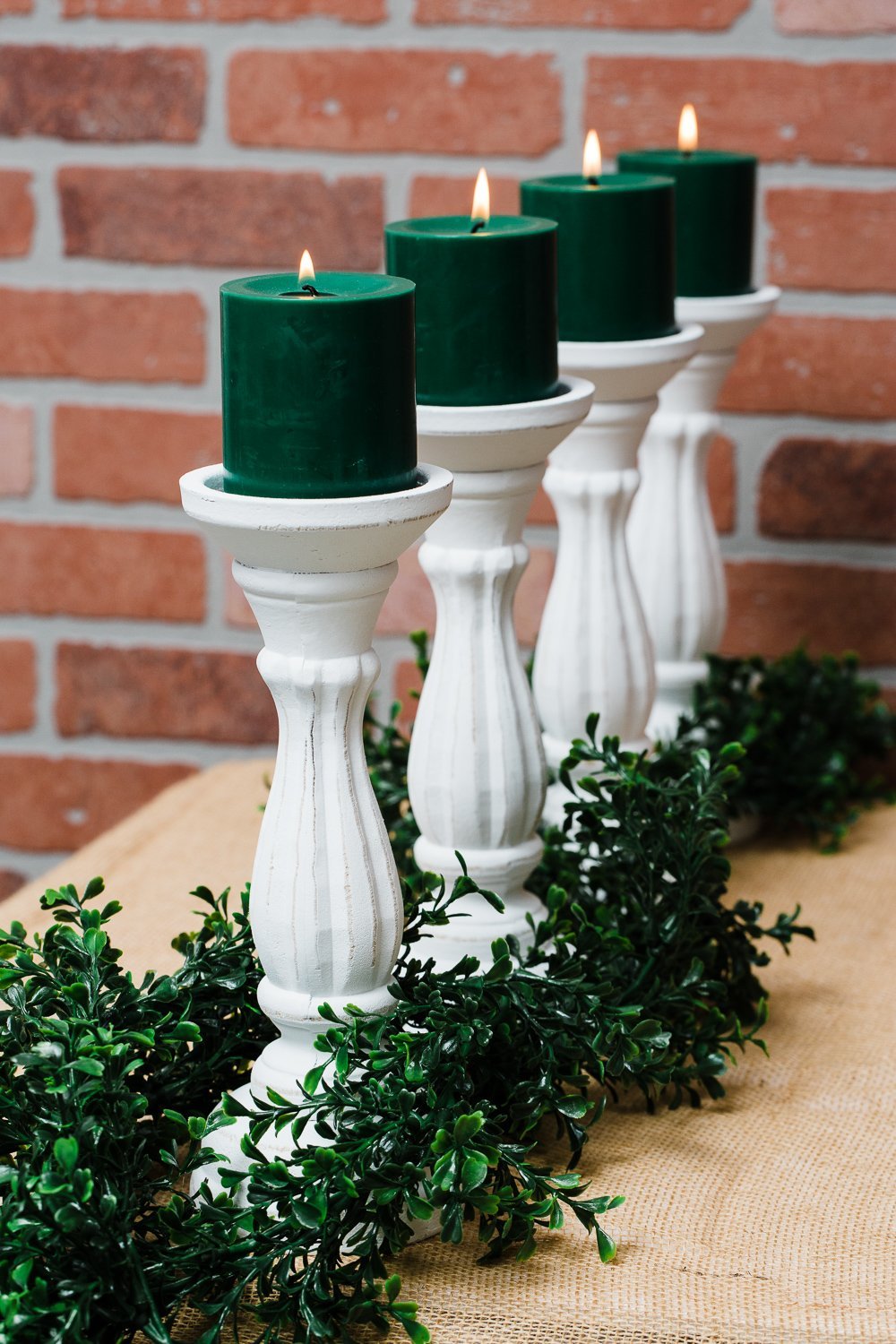 9ft Faux Boxwood Garland