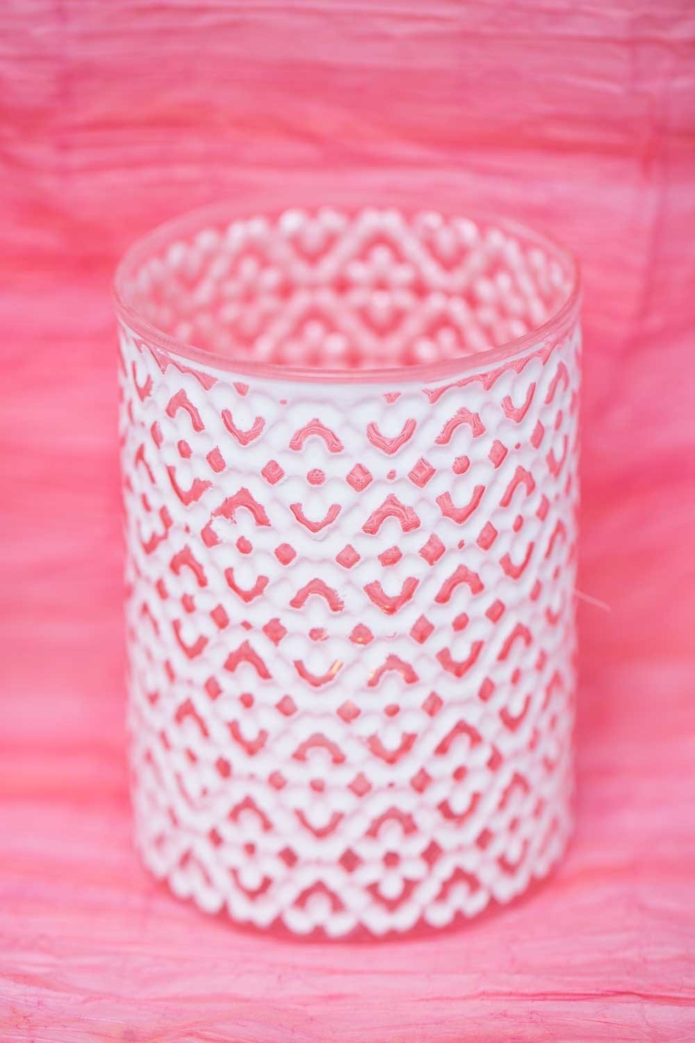Richland Daisy White Vase