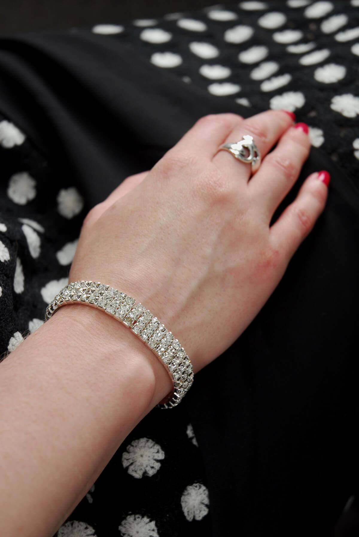 corsage wristlet rhinestone 0 4in